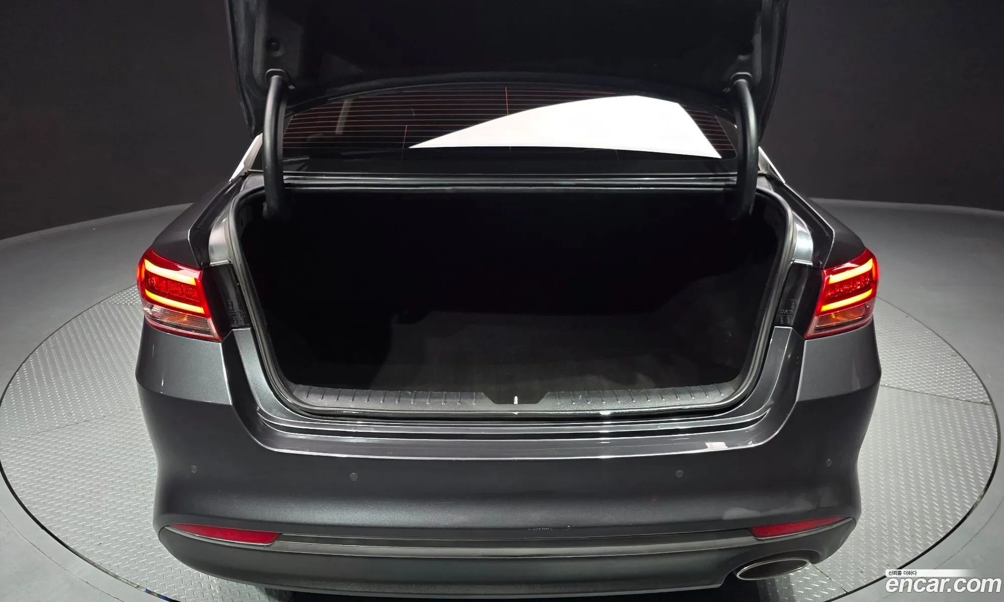 Kia K5 2015 KNAGX411BGA017799 — 16