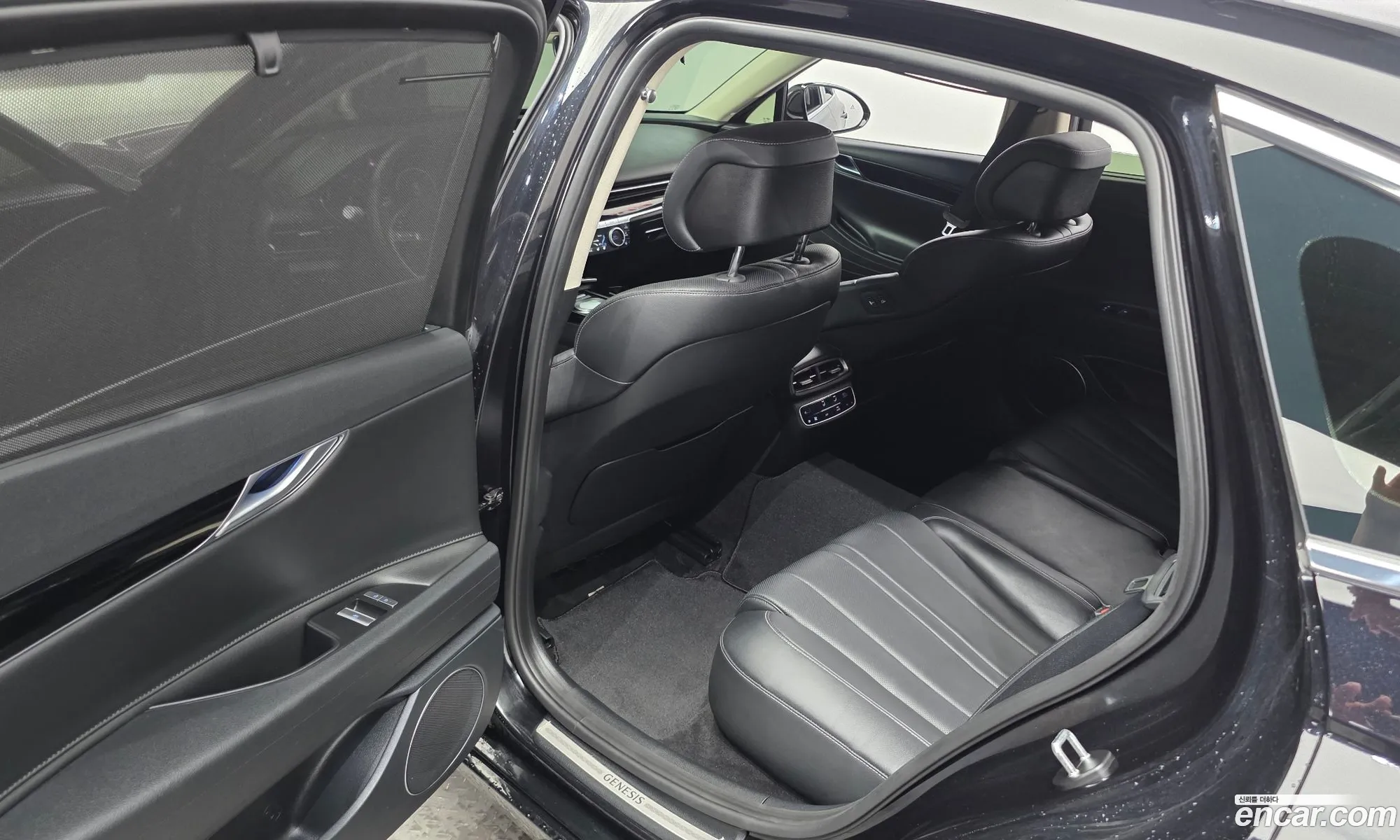 Genesis G80 2022 KMTGB41CDNU140663 — 18