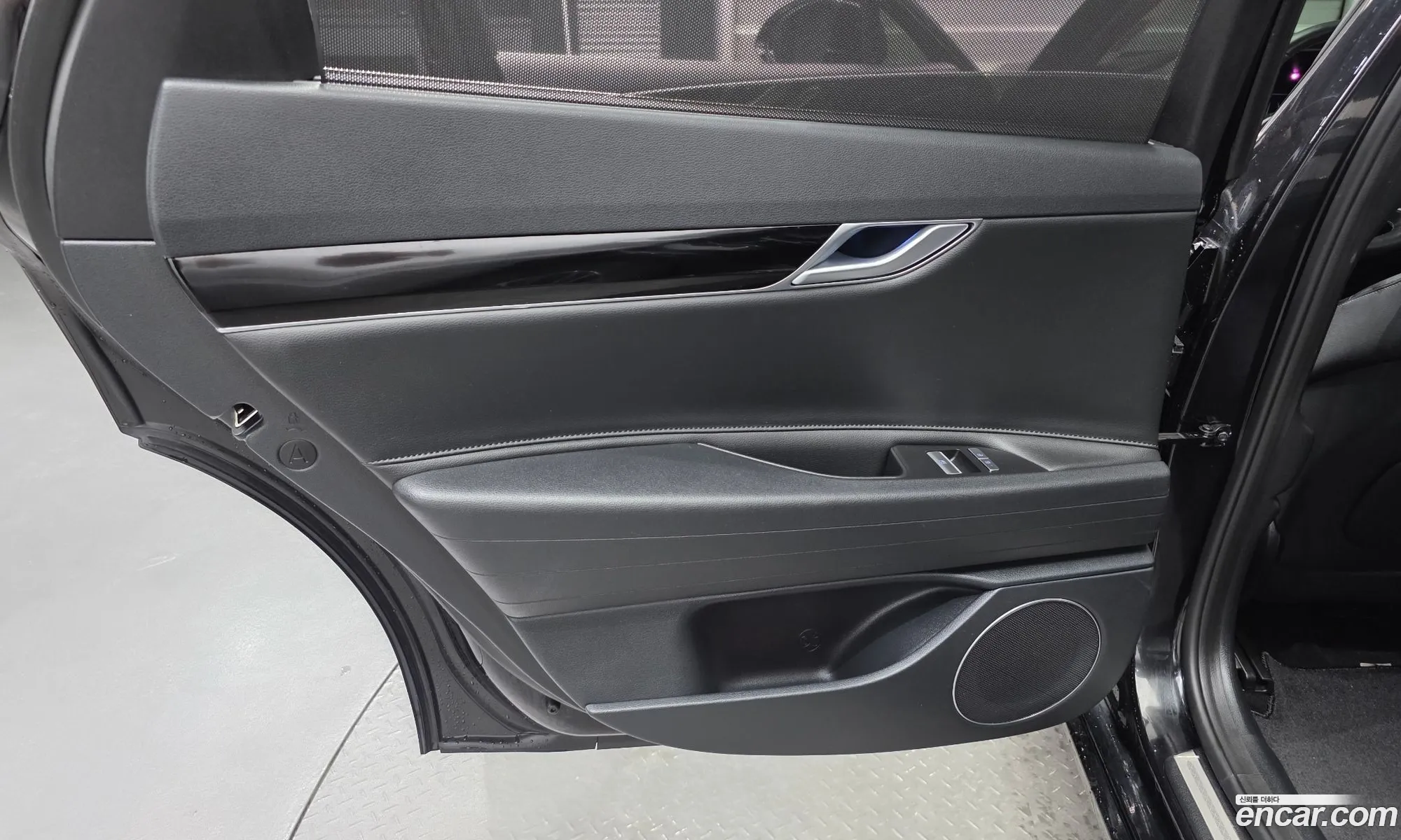 Genesis G80 2022 KMTGB41CDNU140663 — 20
