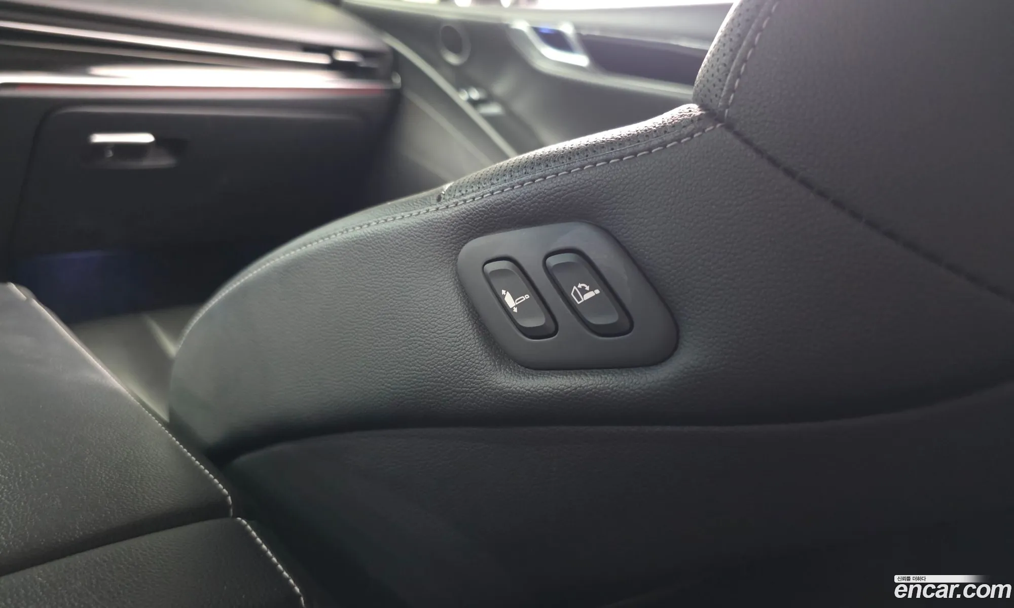 Genesis G80 2022 KMTGB41CDNU140663 — 12