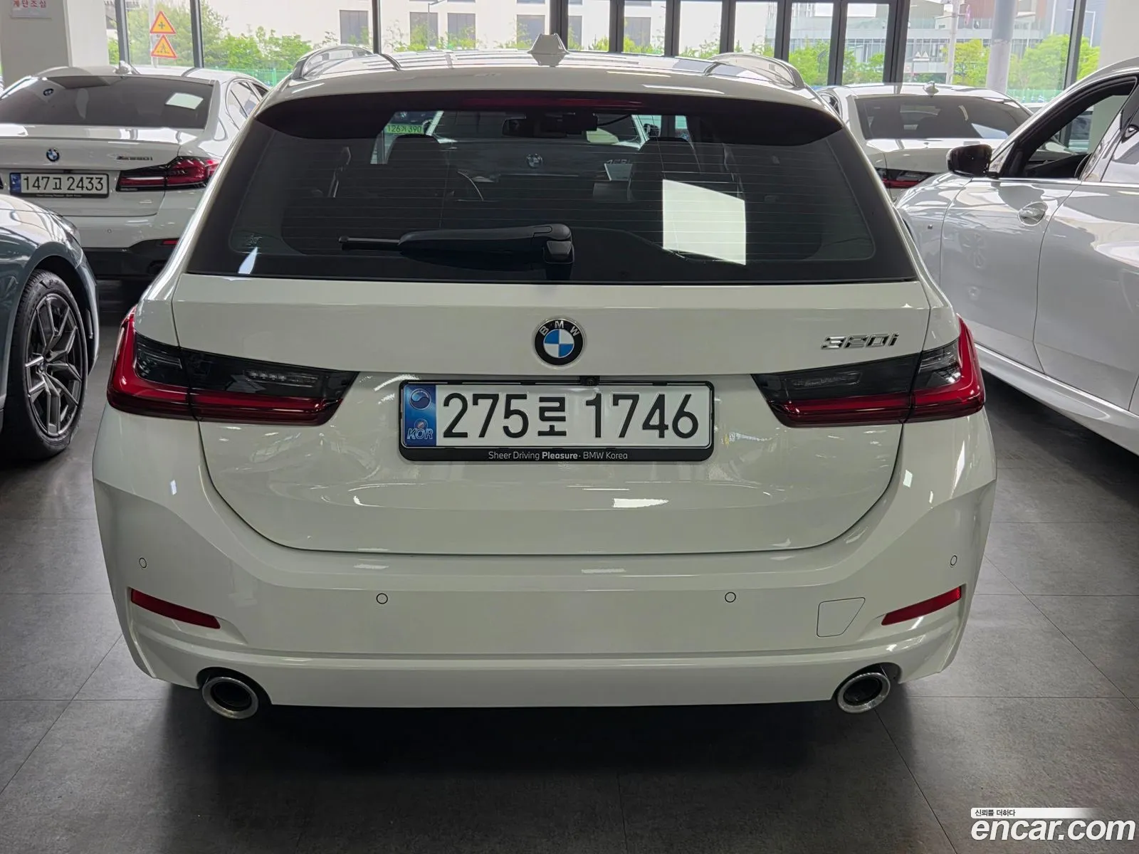 BMW 3 Series 2025 — 10