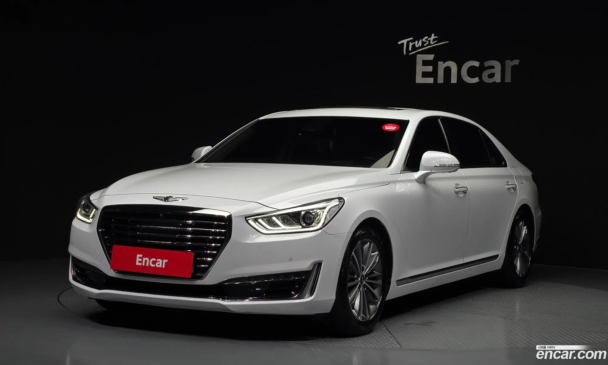 Genesis EQ900 2016 — 2