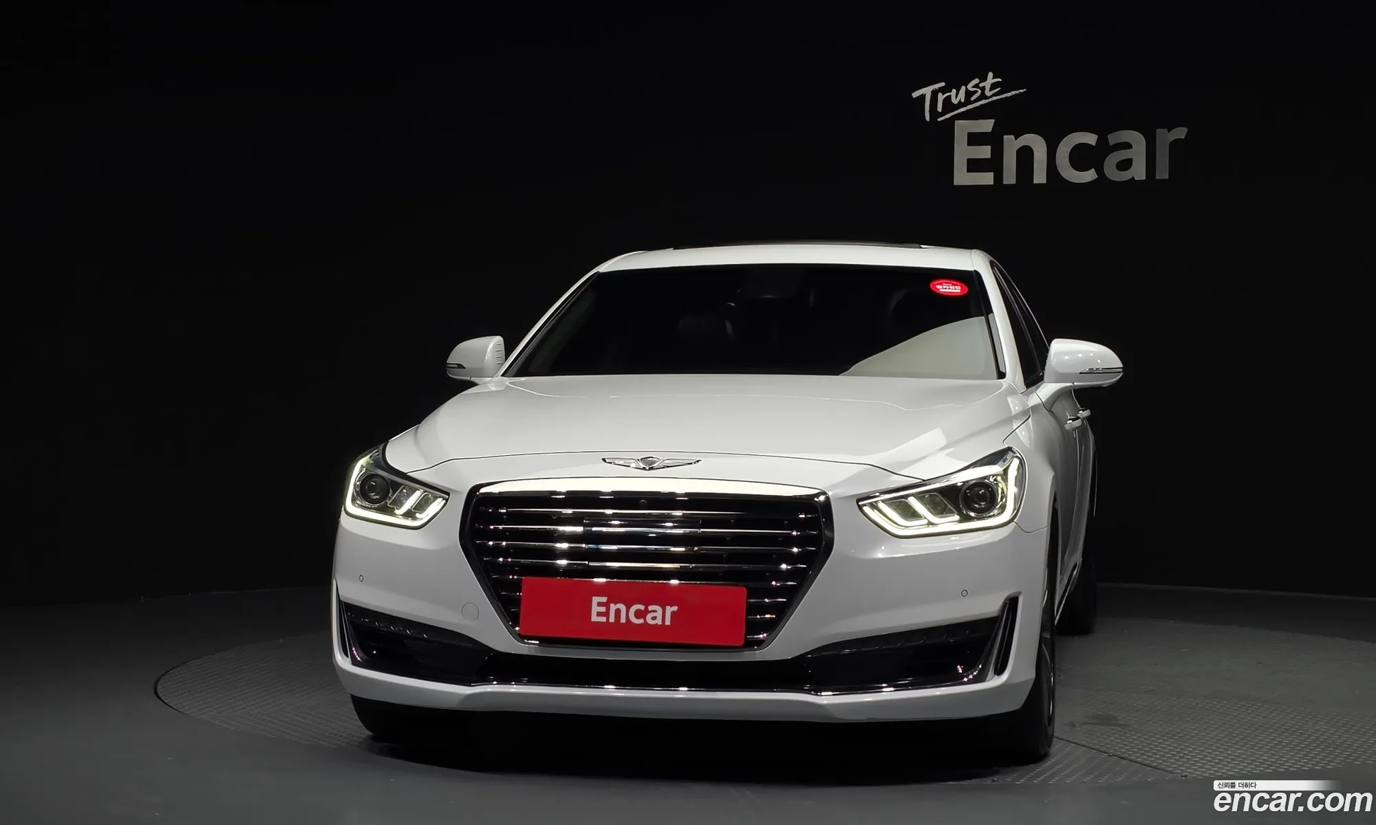Genesis EQ900 2016 — 14