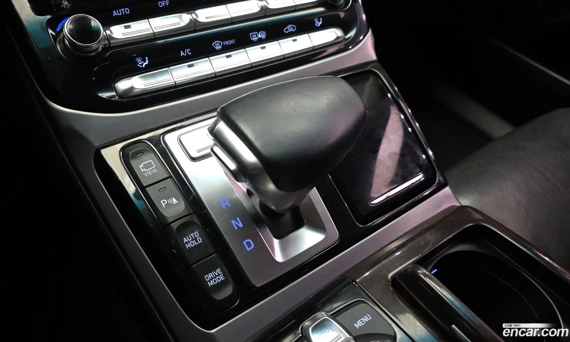 Genesis EQ900 2016 — 6