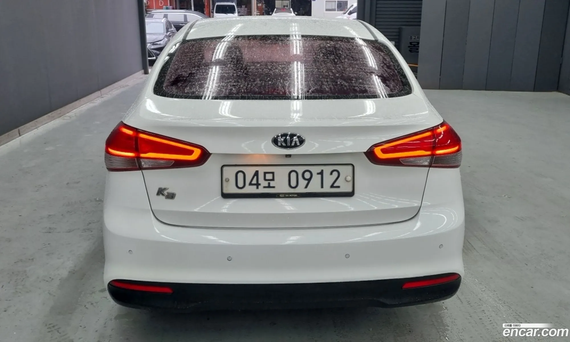 Kia K3 2016 — 2