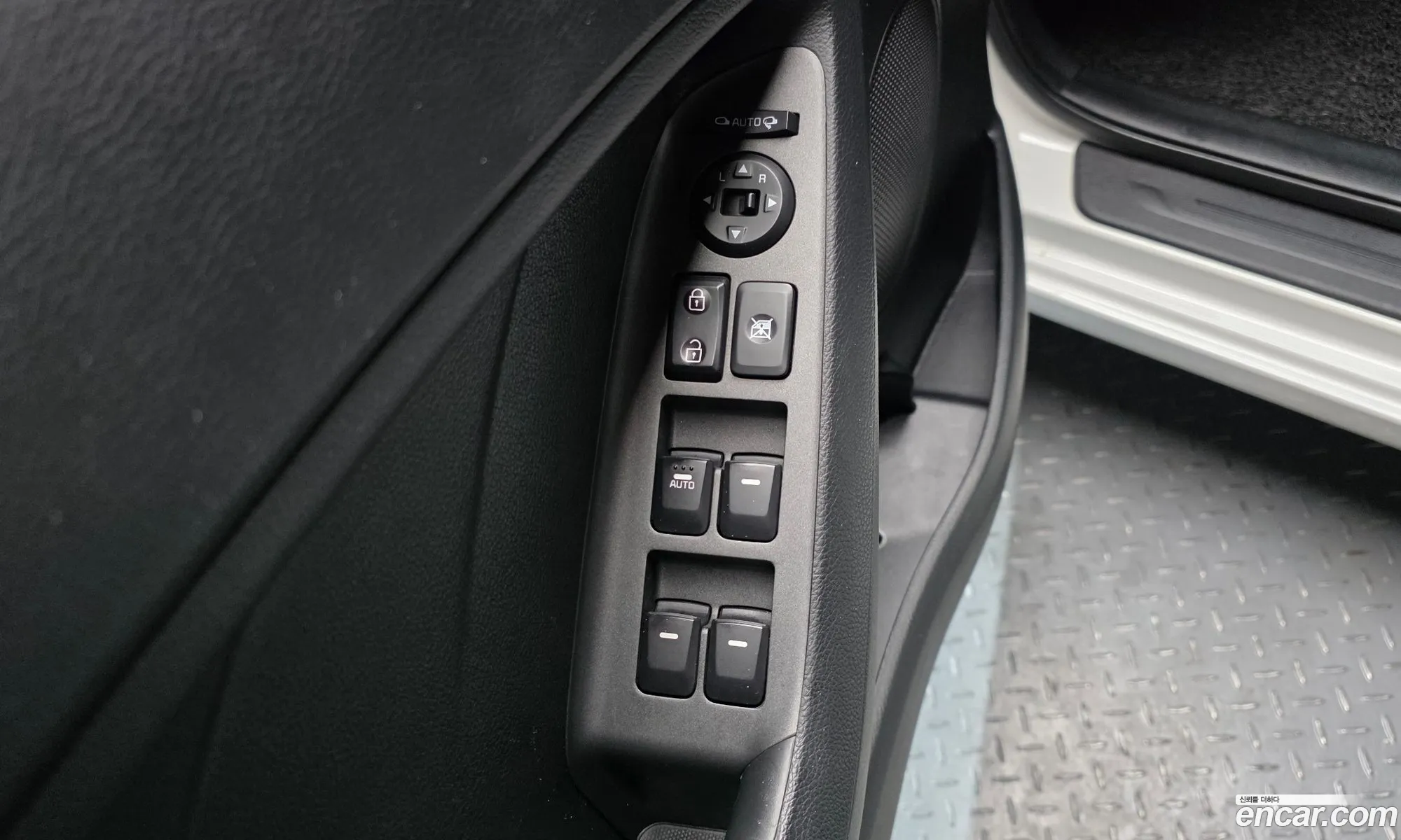Kia K3 2012 KNAFK412BDA014958 — 3