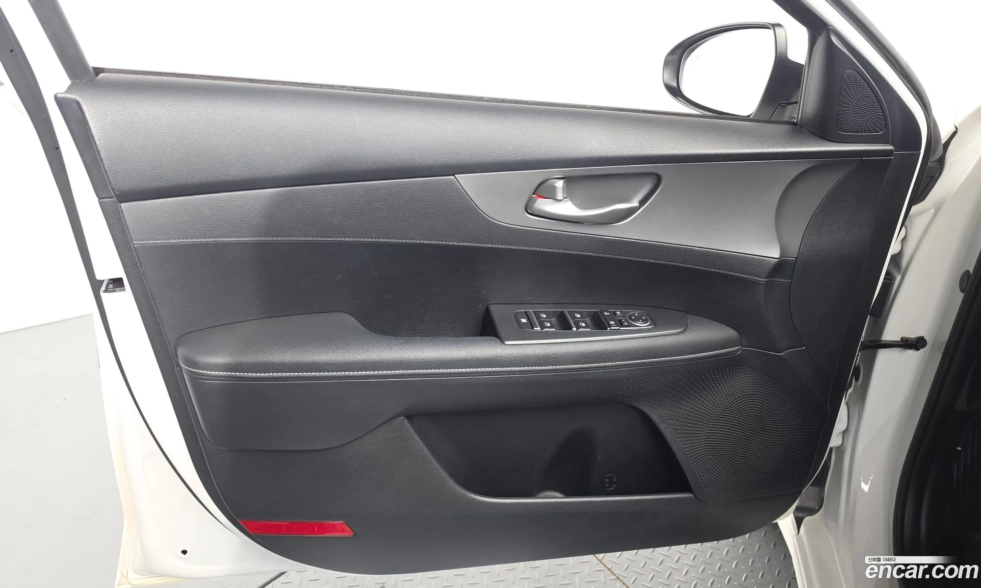 Kia K3 2019 KNAF341BEKA840158 — 17