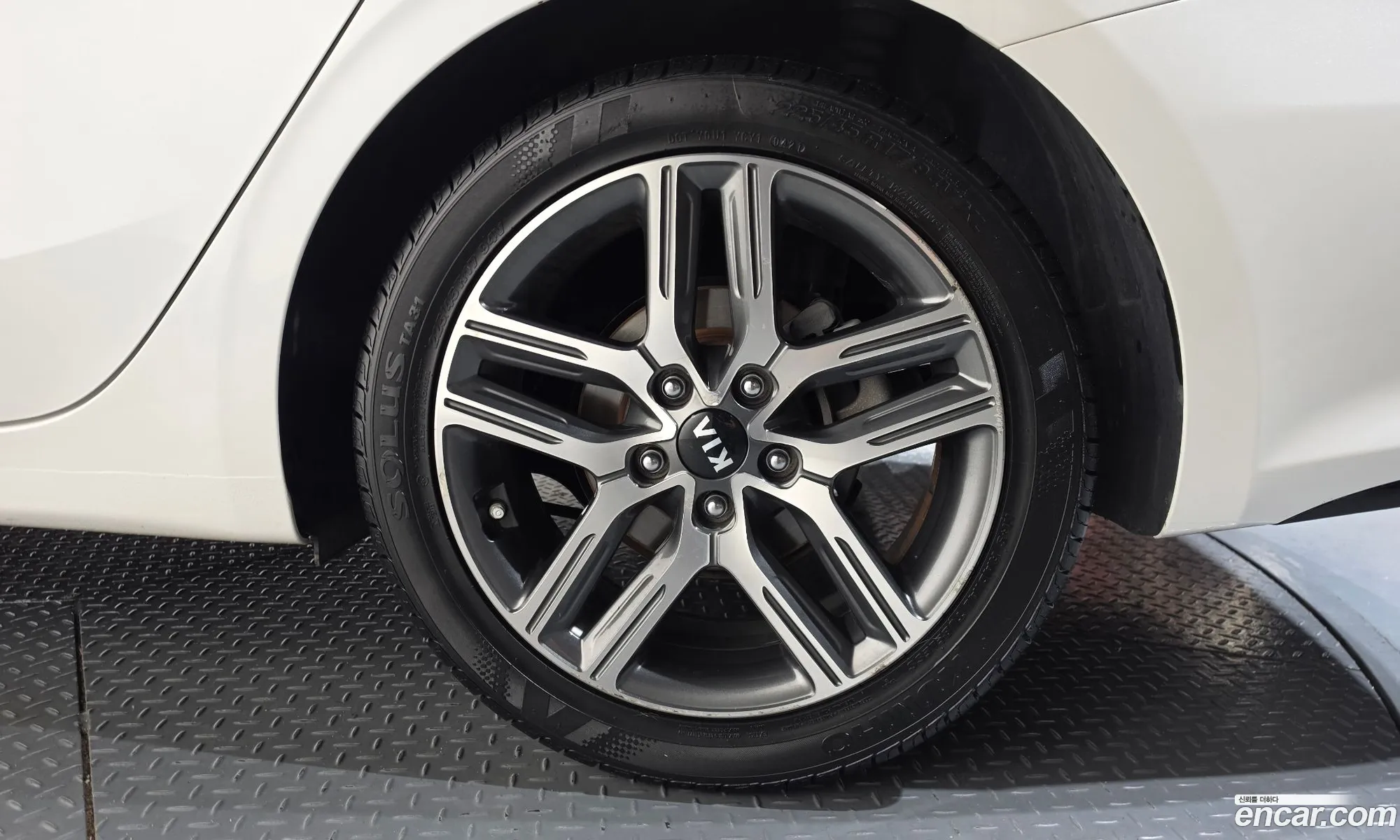 Kia K3 2019 KNAF341BEKA840158 — 14