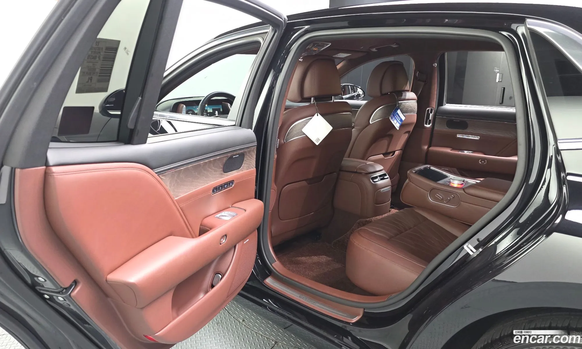 Genesis G90 2022 — 36