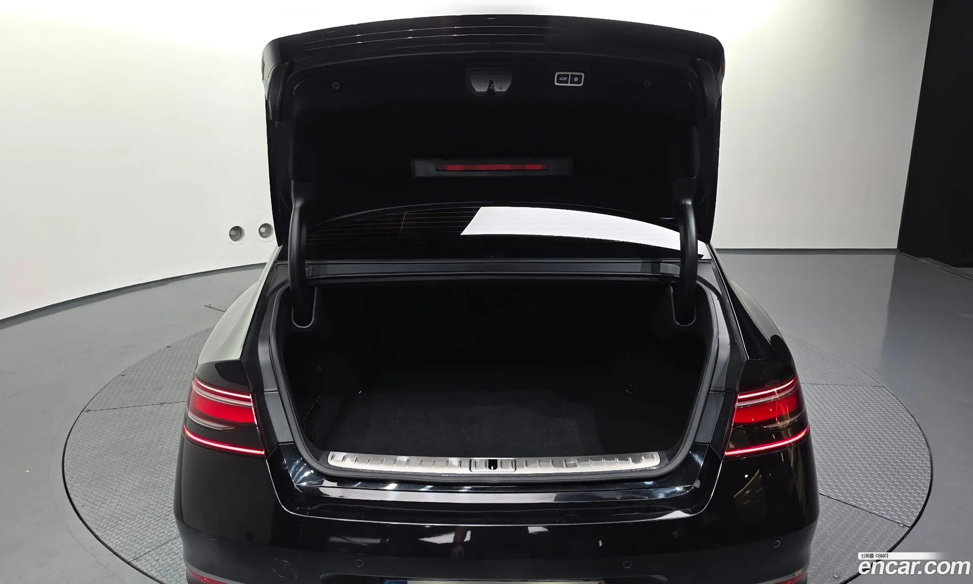 Genesis G90 2022 — 22