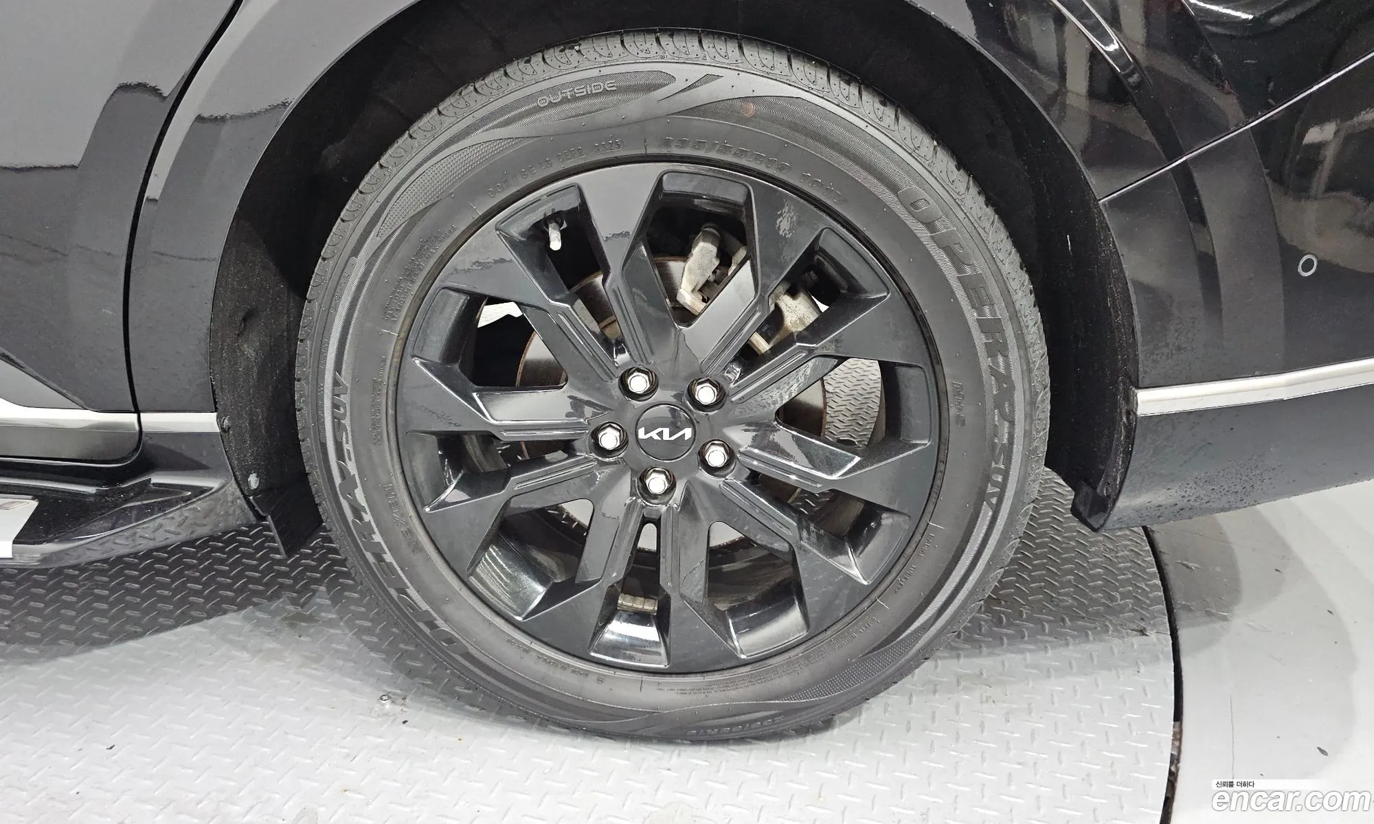 Kia Carnival 2022 KNANE813BPS194869 — 15