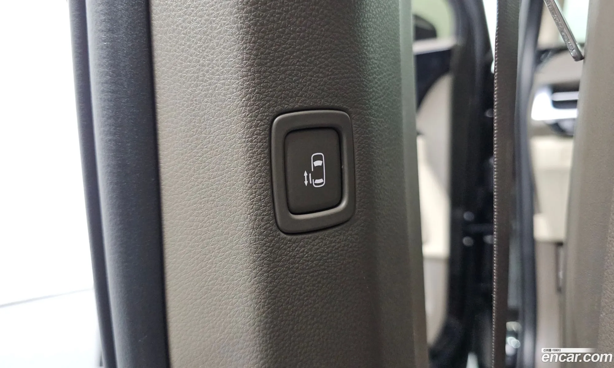 Kia Carnival 2022 KNANE813BPS194869 — 3