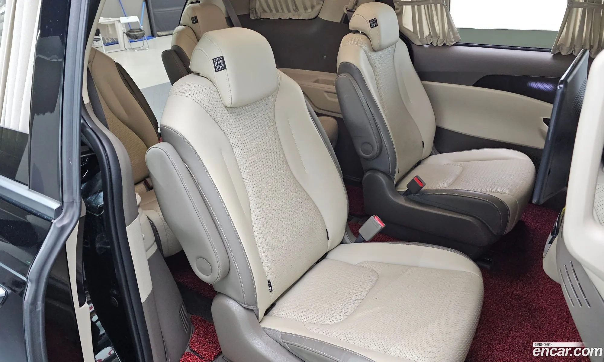 Kia Carnival 2022 KNANE813BPS194869 — 20