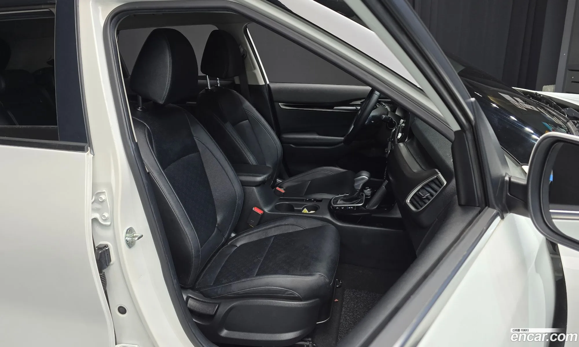 Kia Seltos 2020 KNAET812GMK152928 — 5