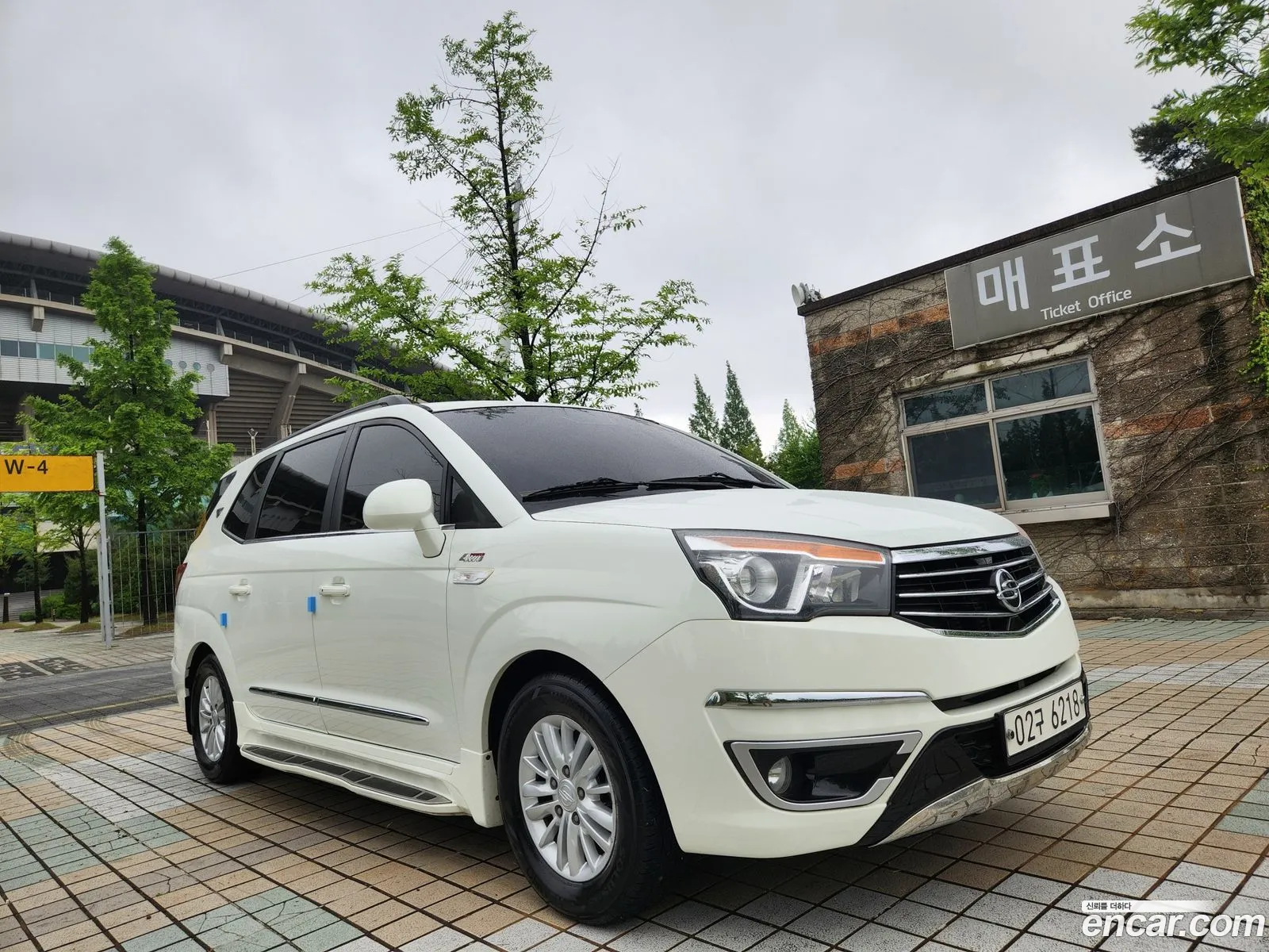 KG Mobility (SsangYong) Korando Turismo 2017 — 20