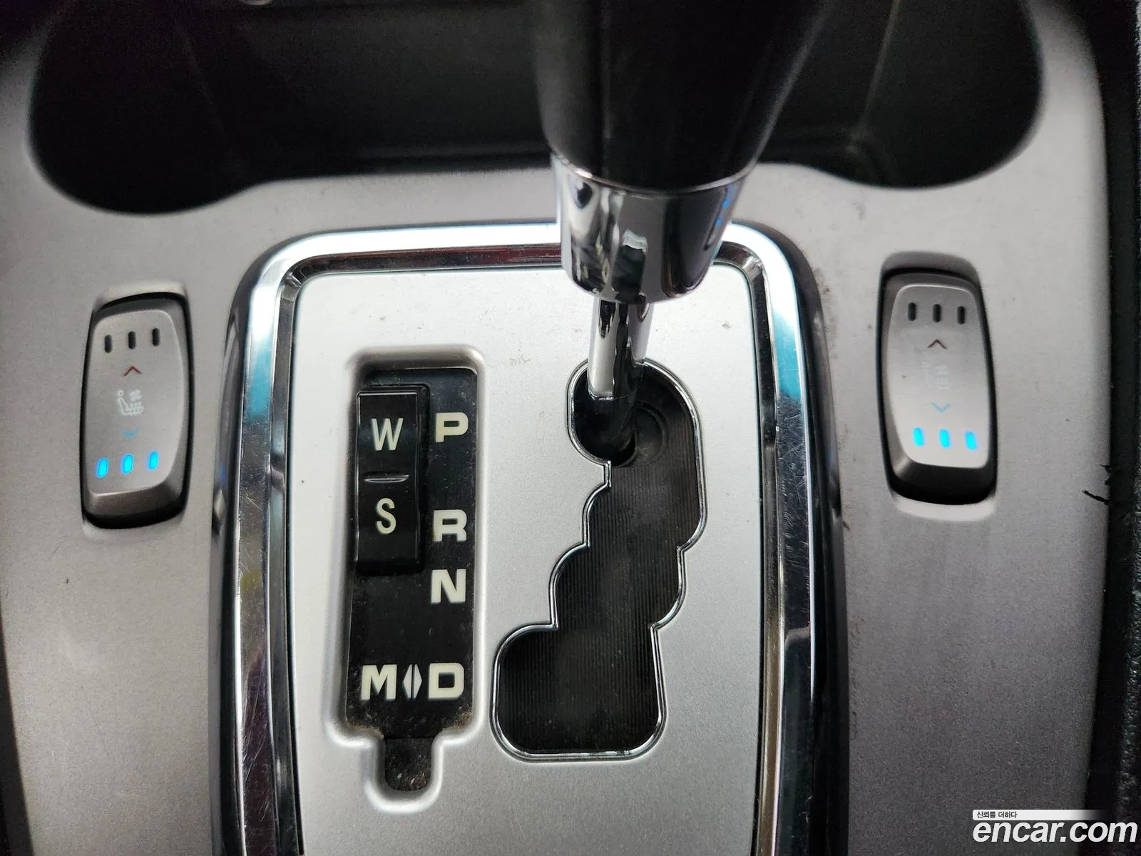 KG Mobility (SsangYong) Korando Turismo 2017 — 16