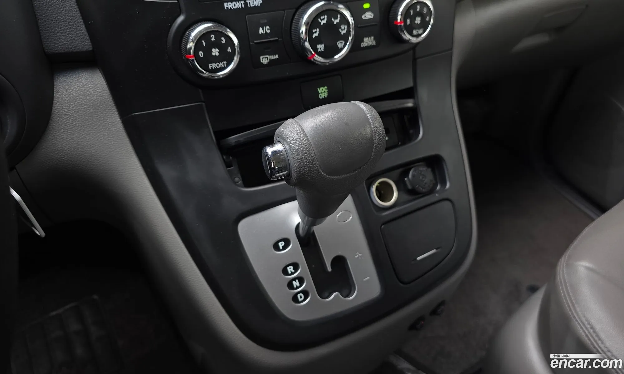 Kia Carnival R 2014 KNHMD376BES573168 — 3
