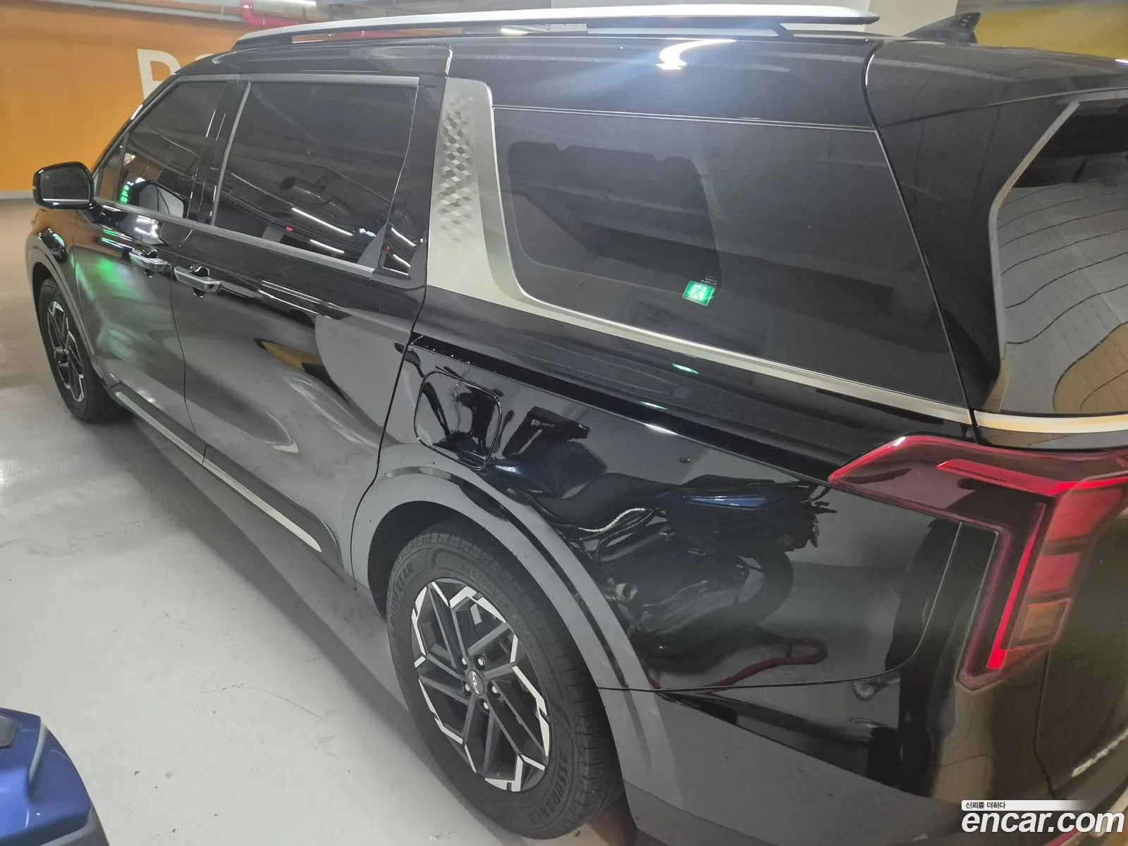 Kia Carnival 2024 — 8
