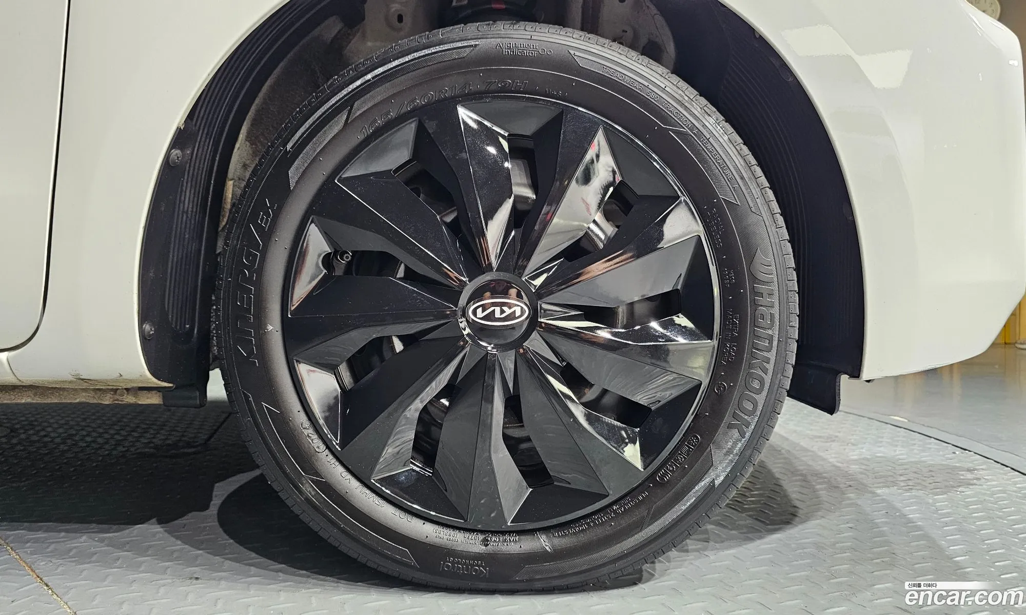 Kia Ray 2022 KNACF911BNT289054 — 18