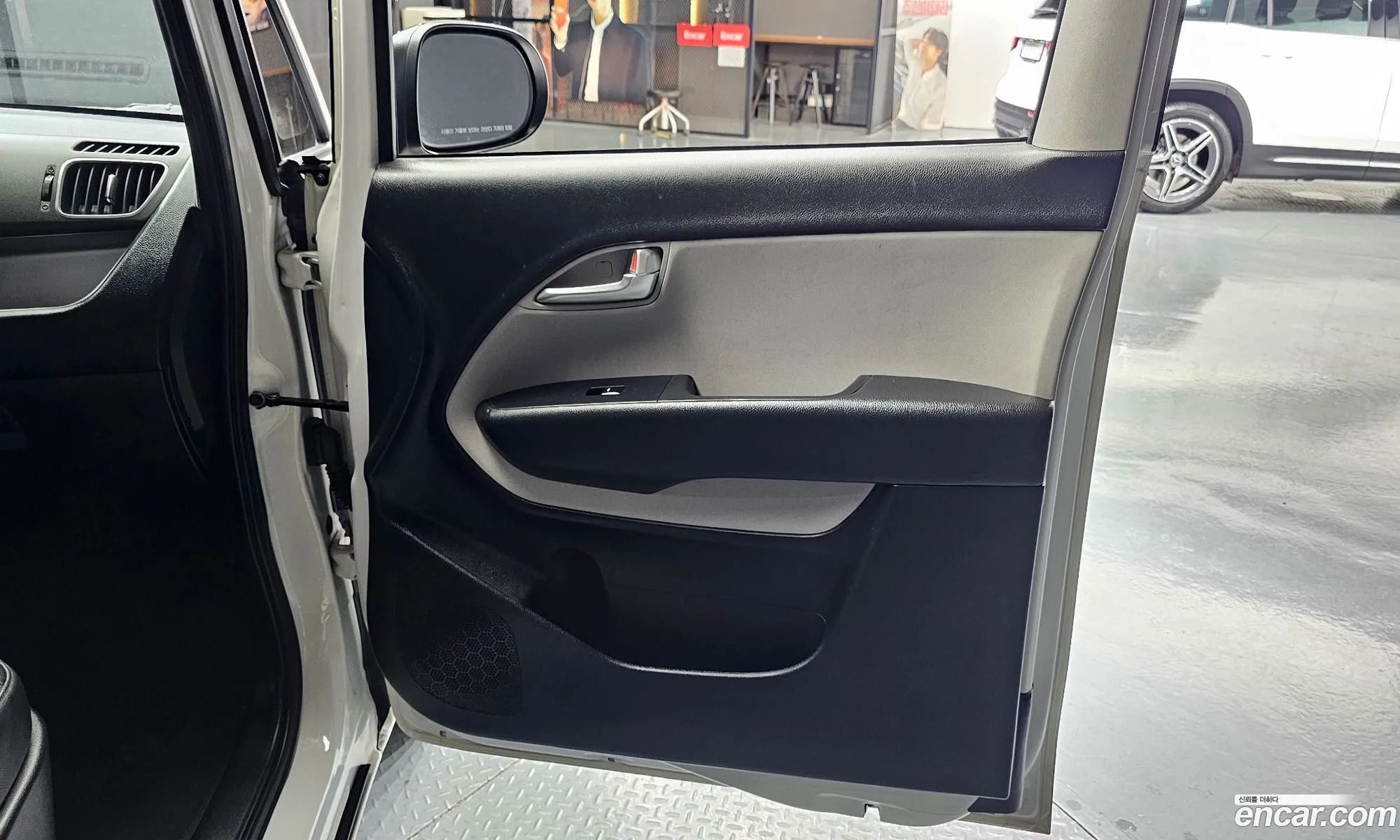 Kia Ray 2022 KNACF911BNT289054 — 6