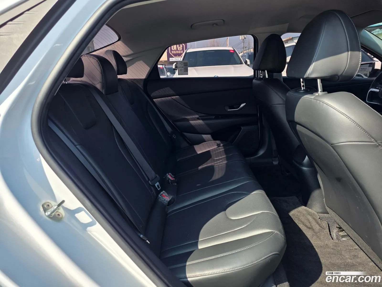 Hyundai Elantra 2022 — 7