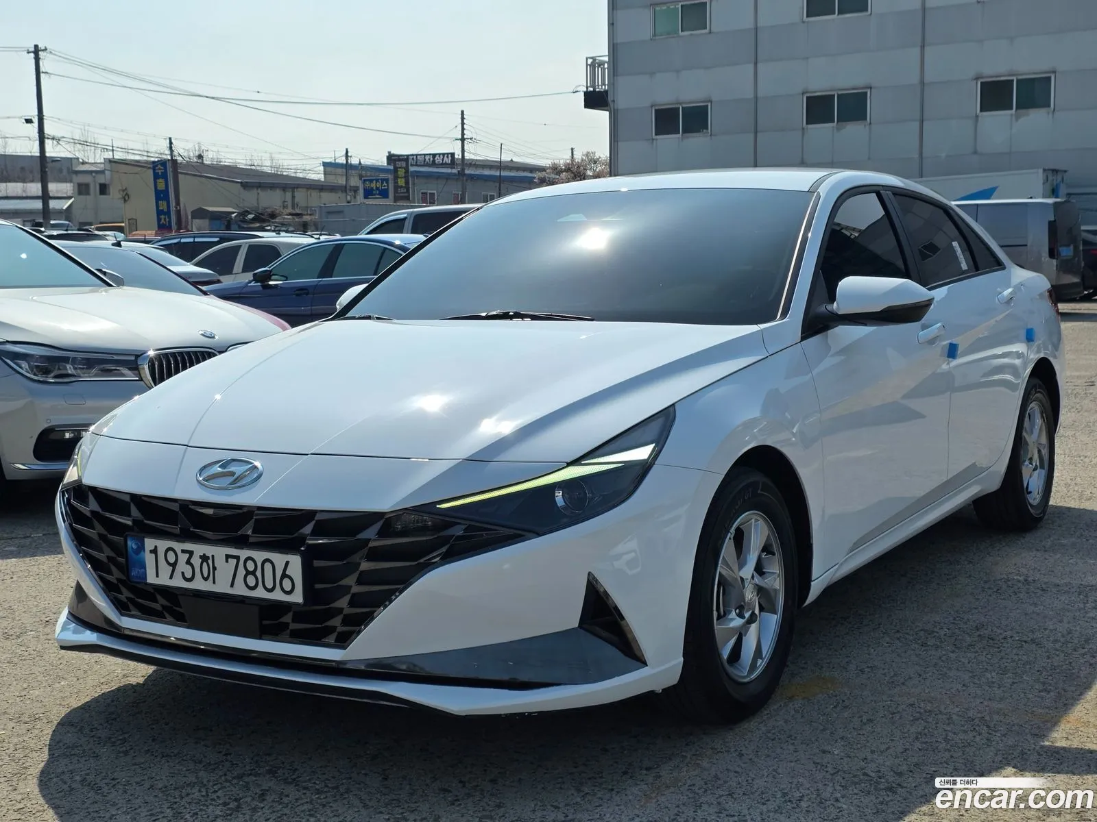 Hyundai Elantra 2022 — 19