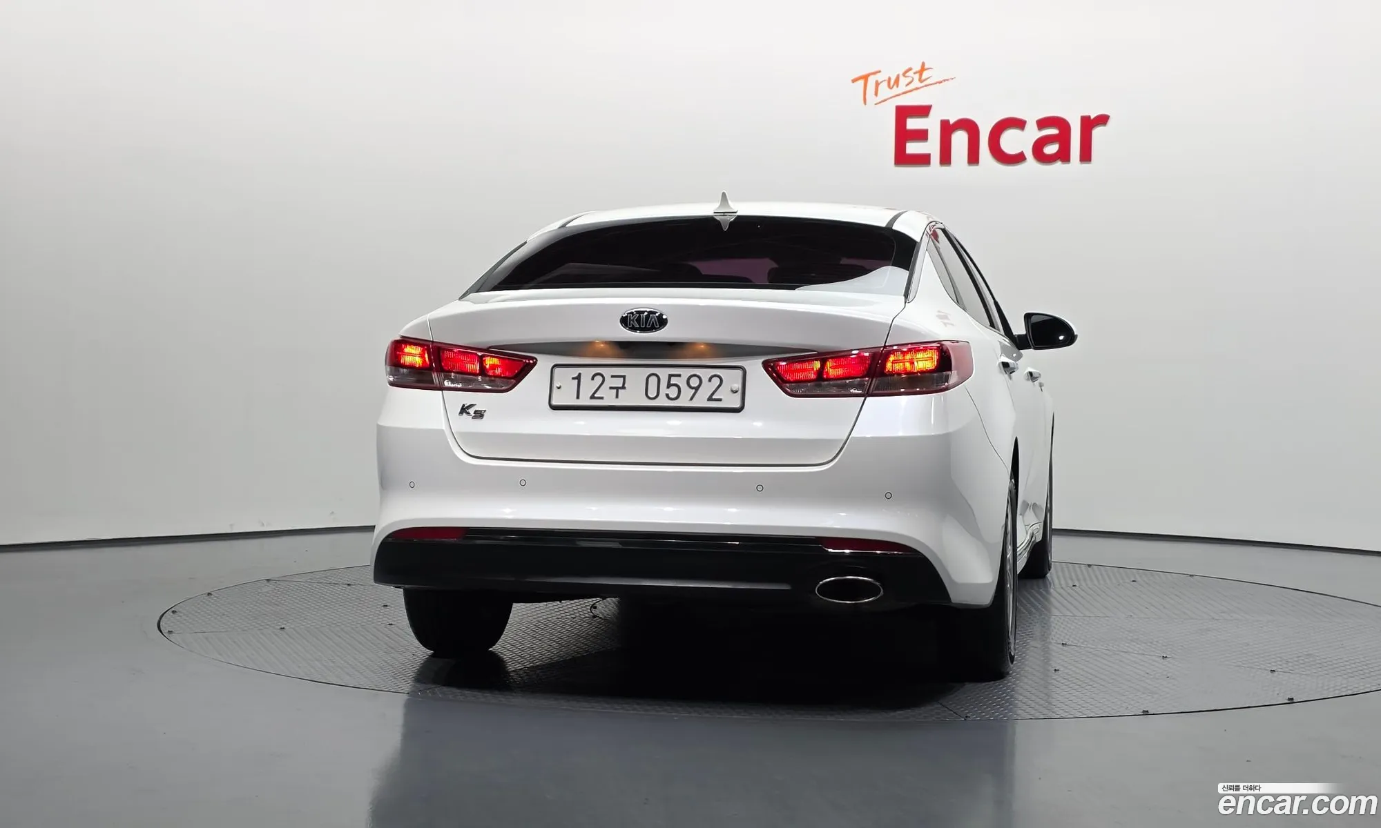 Kia K5 2016 — 10