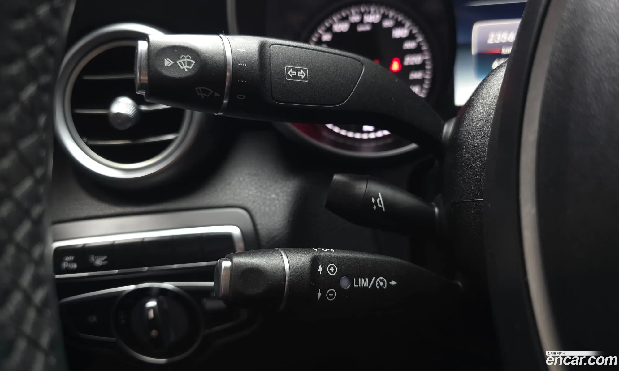 Mercedes-Benz C-Class W205 2016 — 5