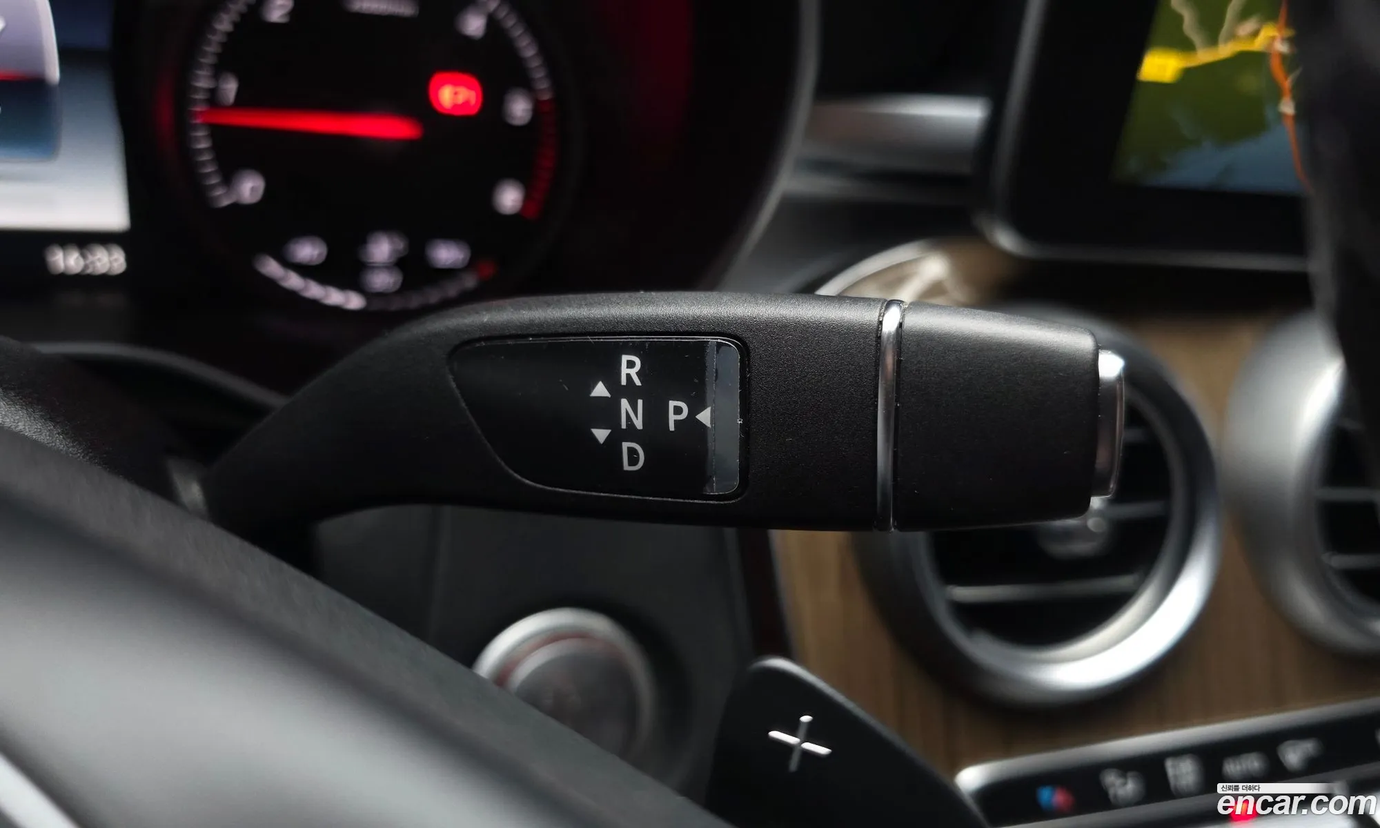 Mercedes-Benz C-Class W205 2016 — 6