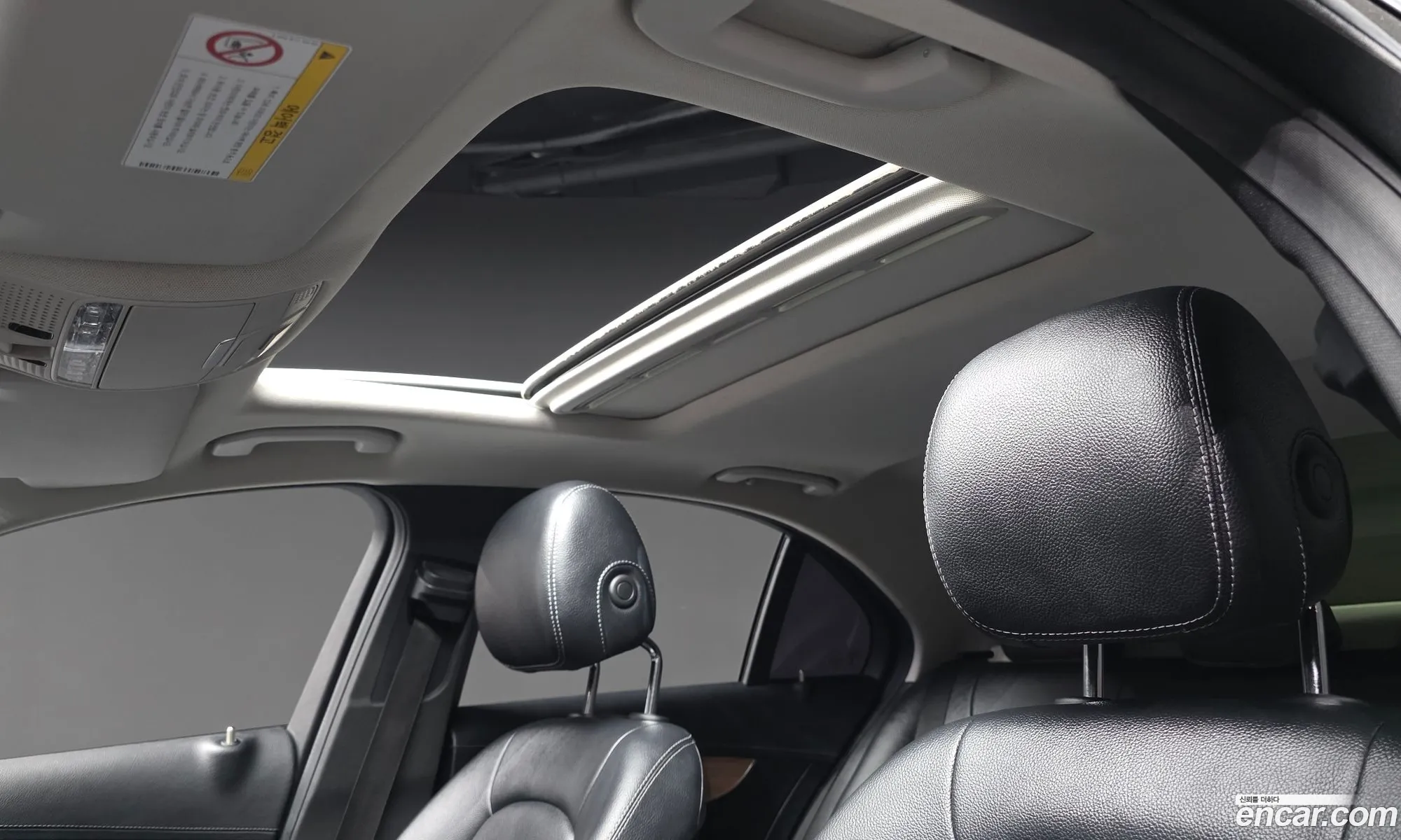 Mercedes-Benz C-Class W205 2016 — 9