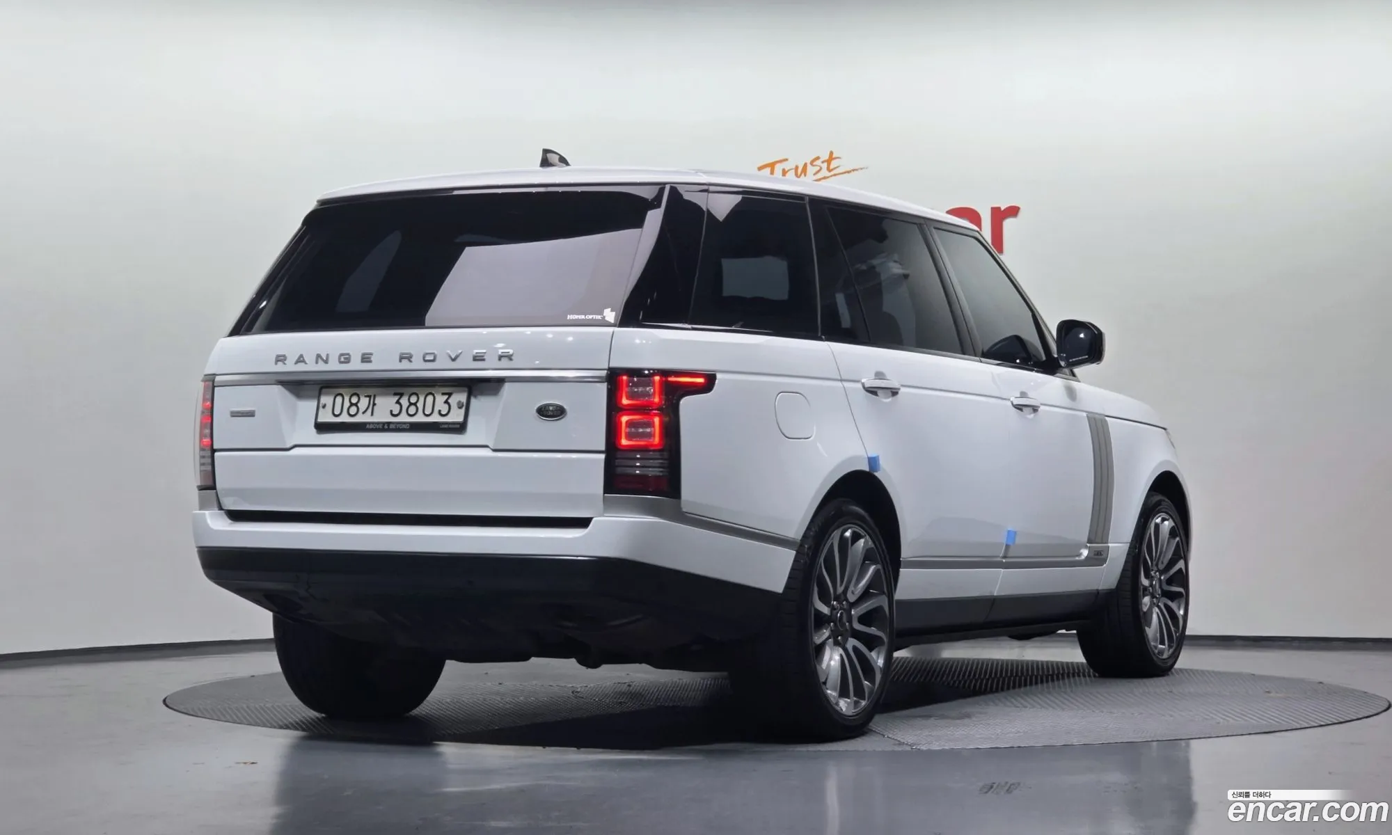 Land Rover Range Rover 2017 — 23