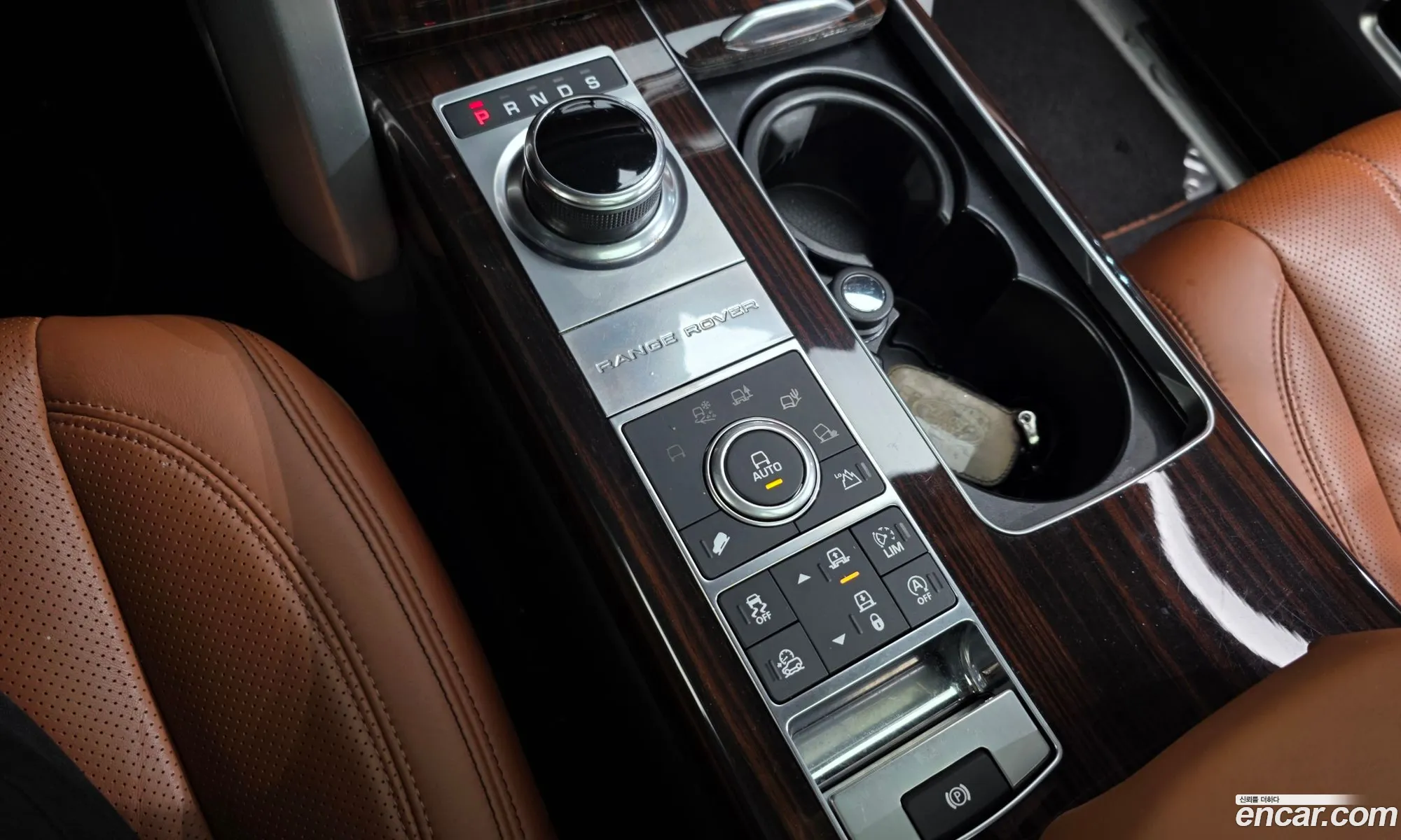 Land Rover Range Rover 2017 — 11