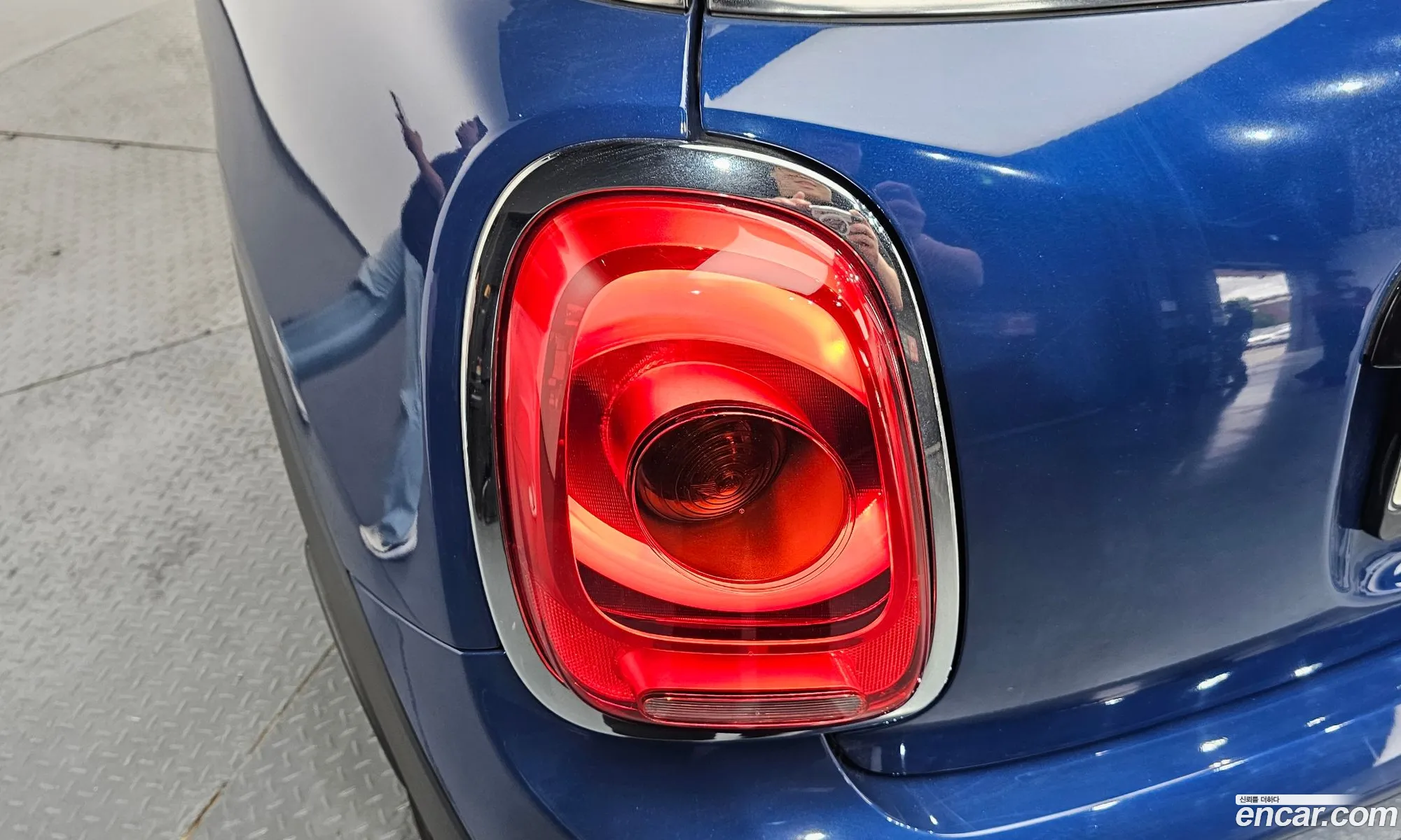 Mini Cooper 2017 WMWXP5102J2F93792 — 11