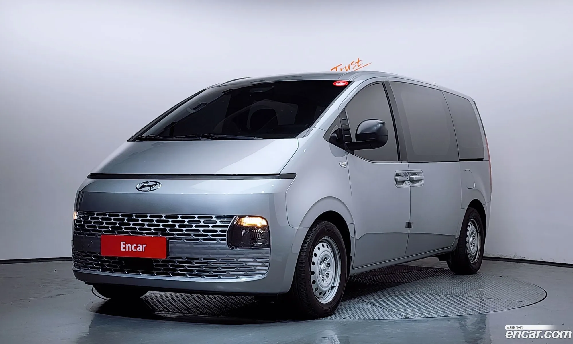 Hyundai Staria 2022 — 7