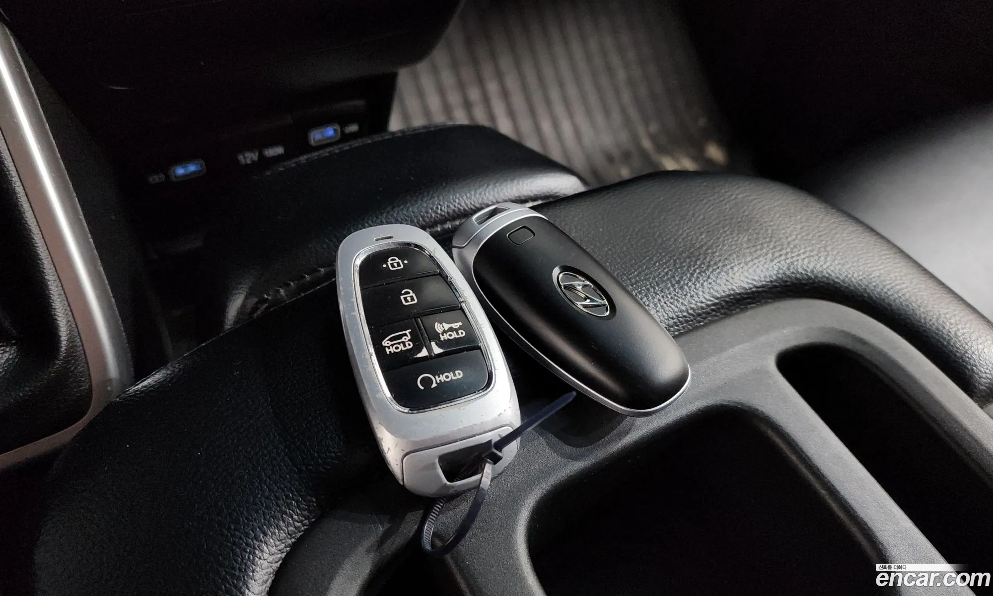 Hyundai Staria 2022 — 3