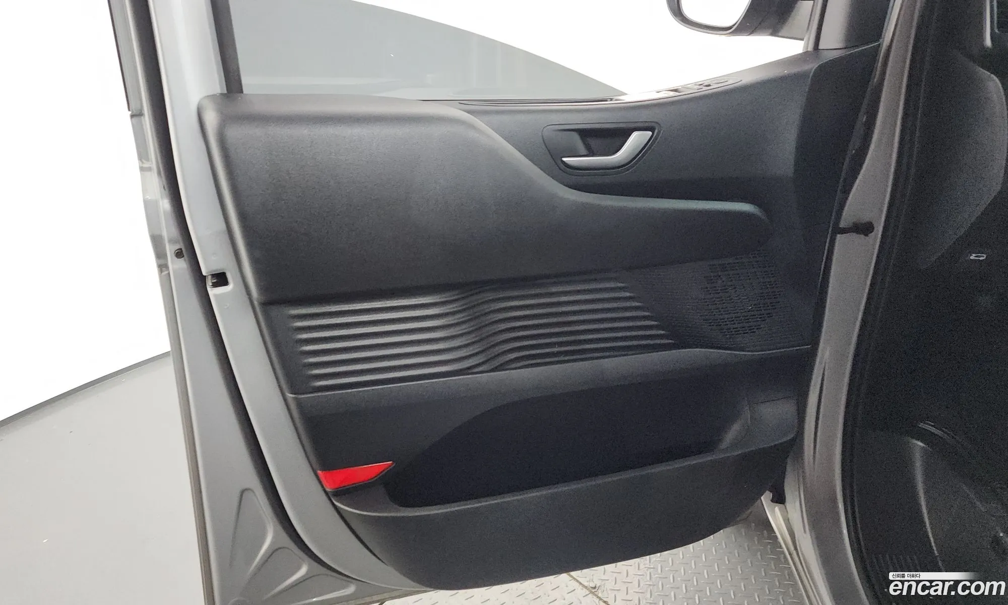 Hyundai Staria 2022 — 21