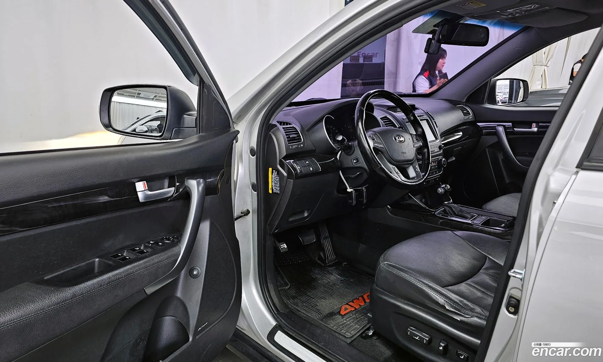 Kia Sorento R 2012 — 17