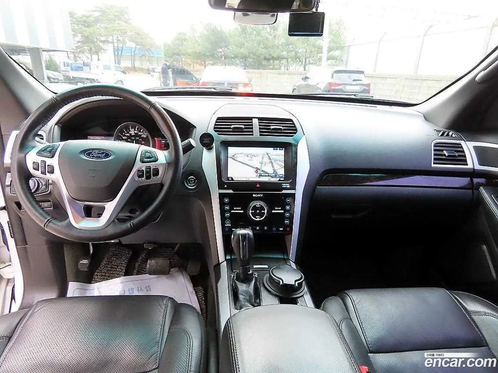 Ford Explorer 2014 — 2