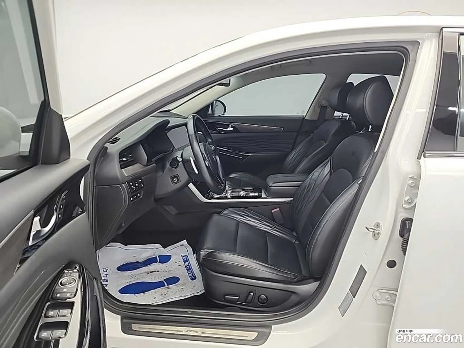 Kia K7 Premier 2020 — 17