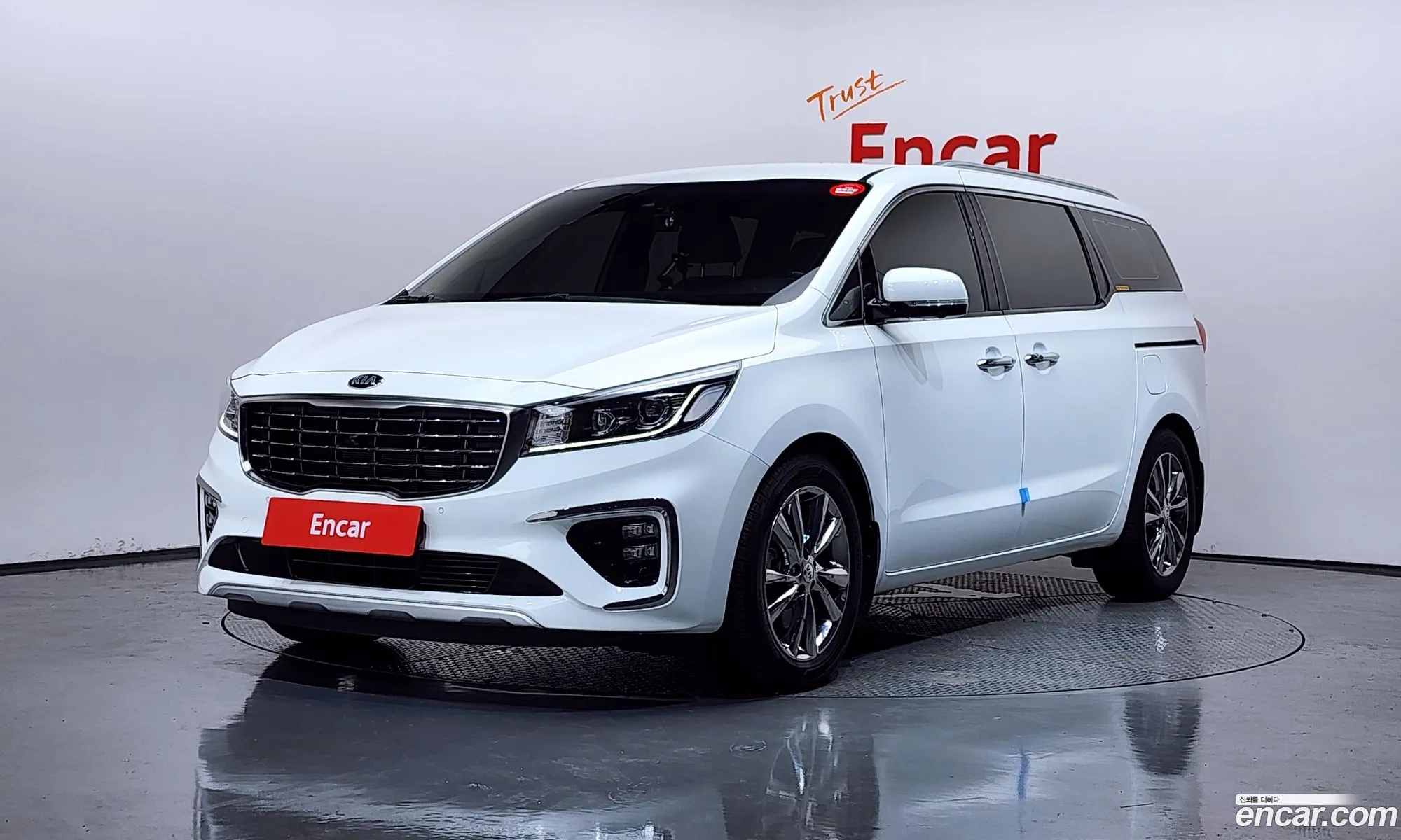 Kia Carnival 2018 KNAME811BKS474396 — 3
