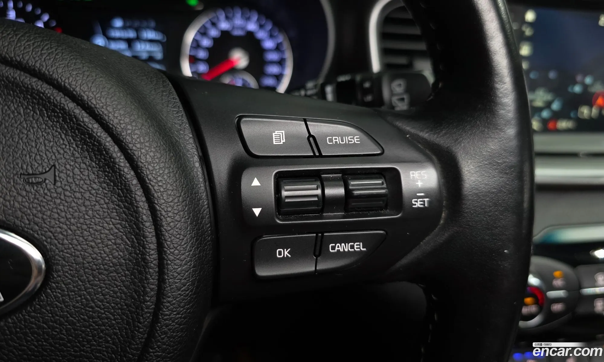 Kia Sorento 2016 KNAPH81ABGA221945 — 40