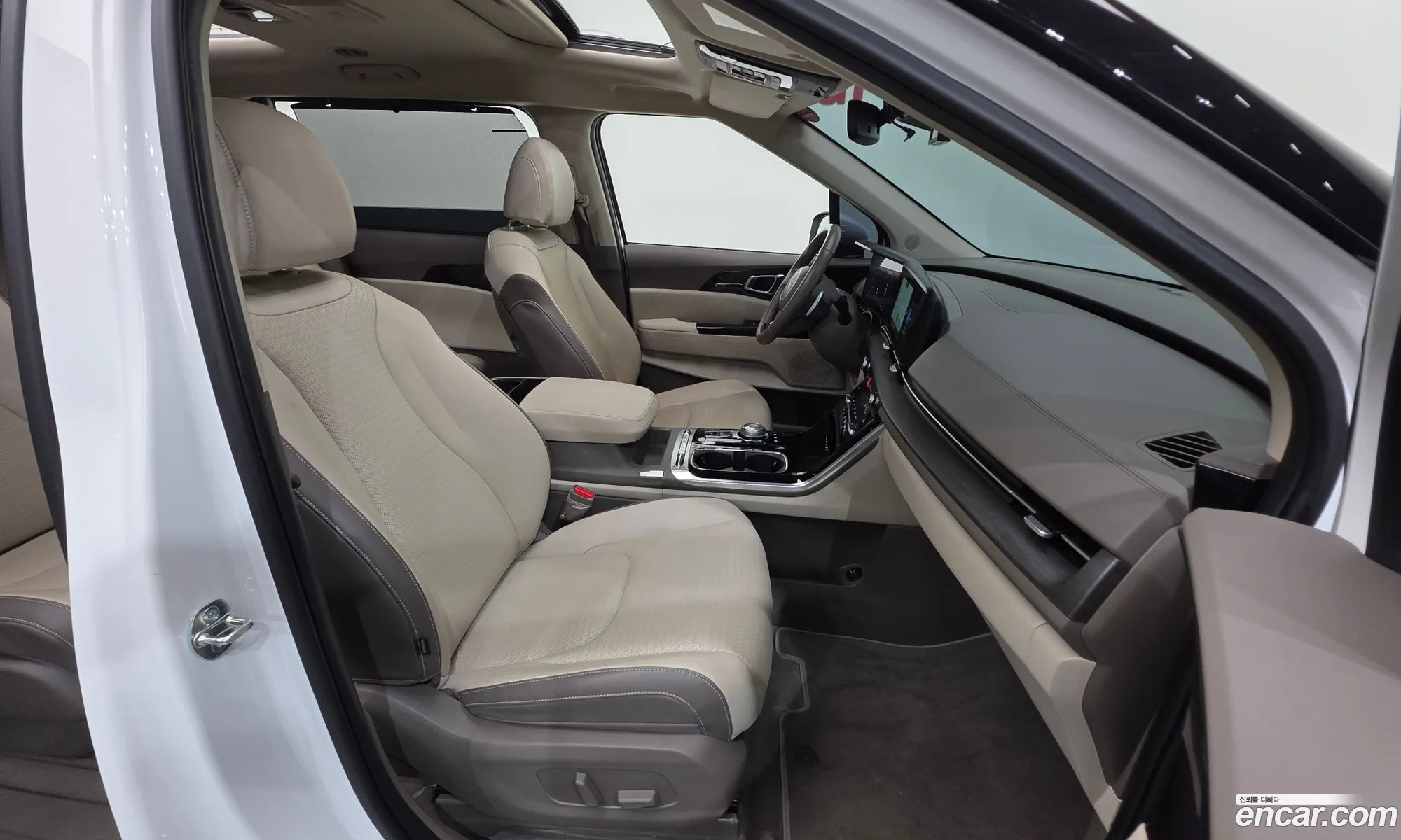 Kia Carnival 2023 KNANE81BBPS343566 — 11