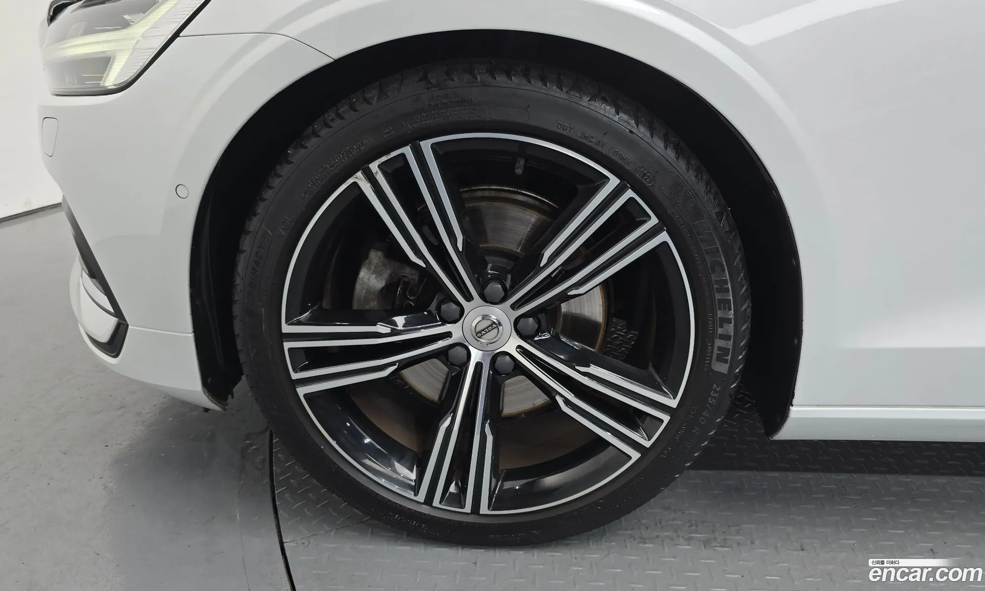 Volvo S60 2019 7JRZS102DLG033478 — 11