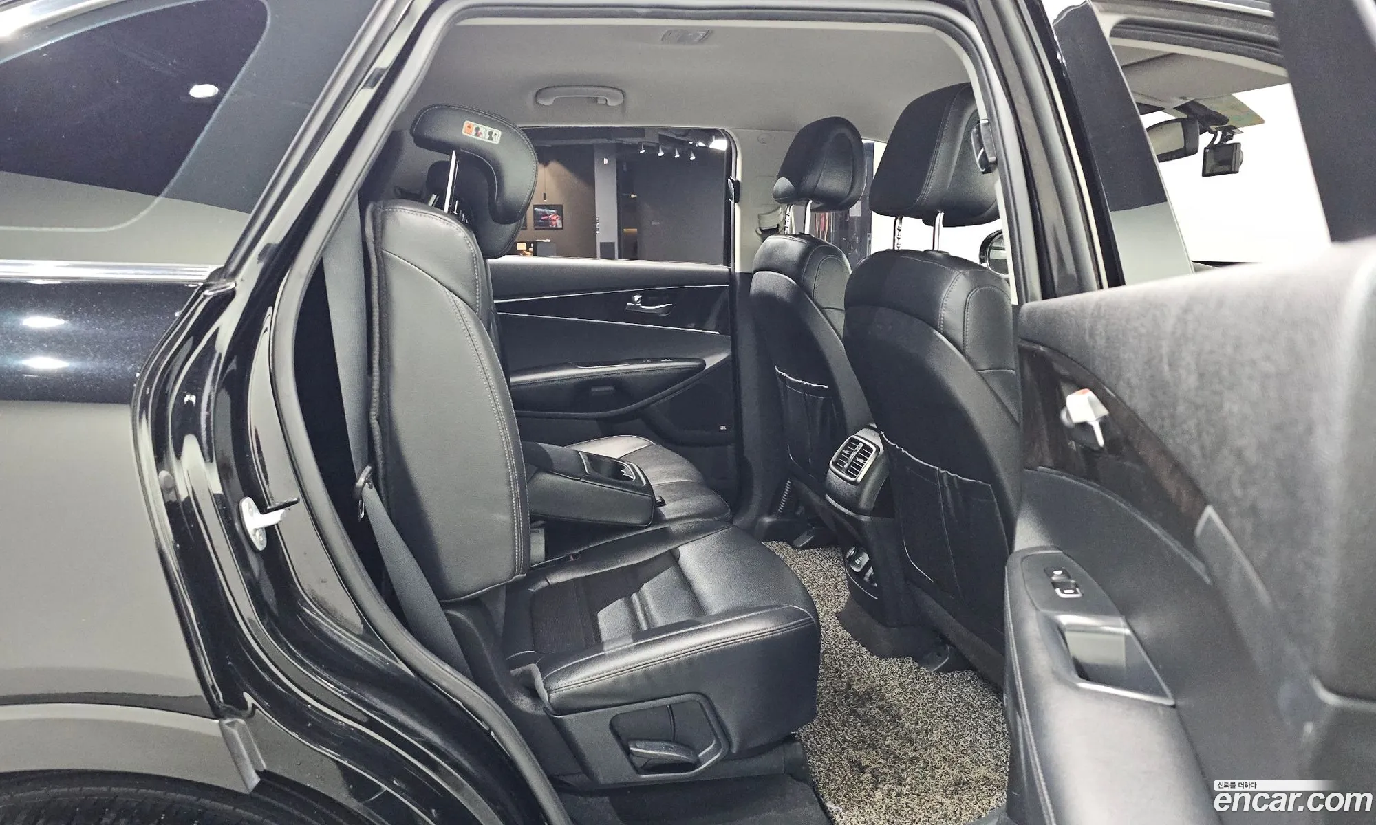 Kia Sorento 2016 KNAPH81ABGA199320 — 20