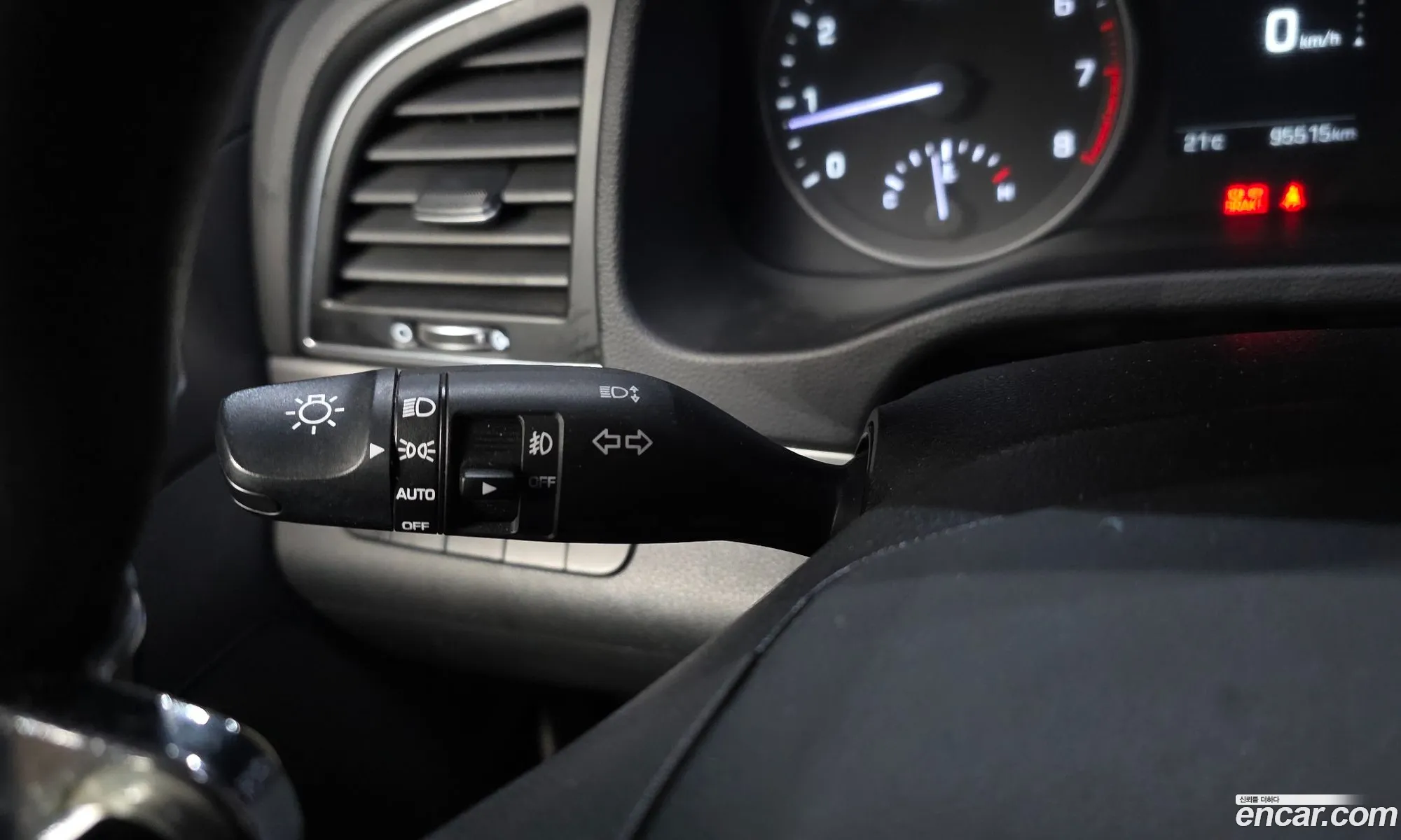 Hyundai Elantra AD 2018 — 3