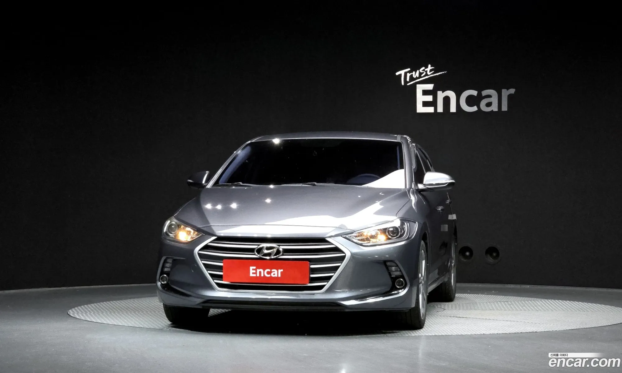 Hyundai Elantra AD 2018 — 11