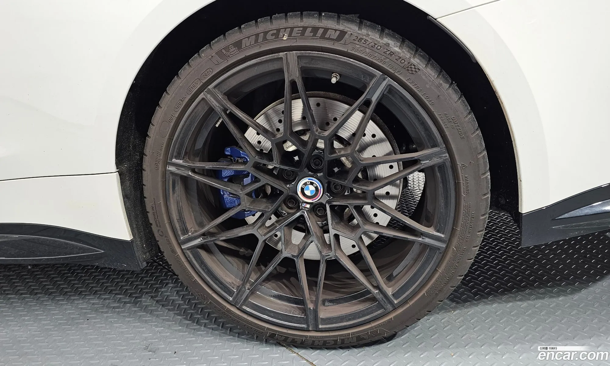 BMW M4 2024 — 24