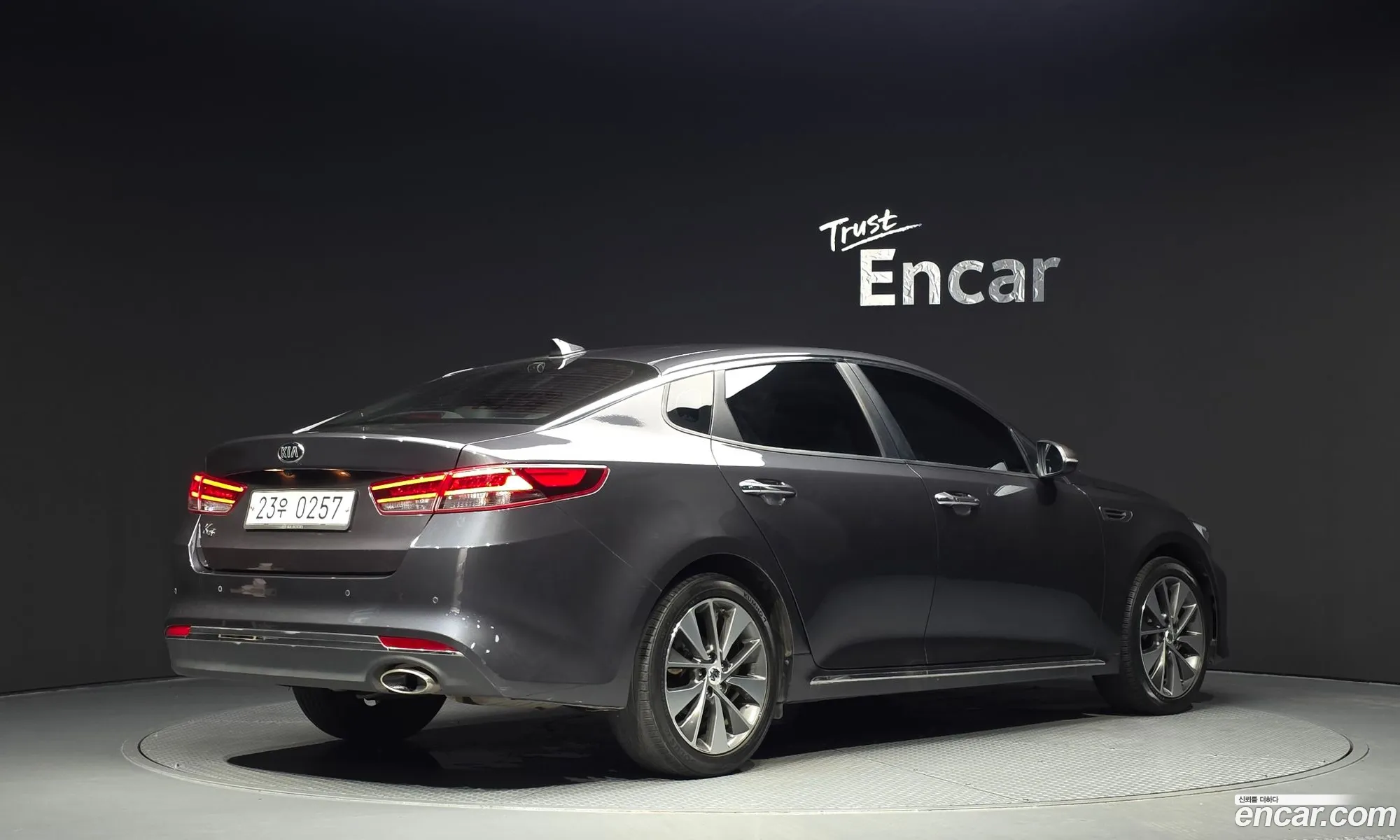 Kia K5 2016 KNAGX411BHA114003 — 19