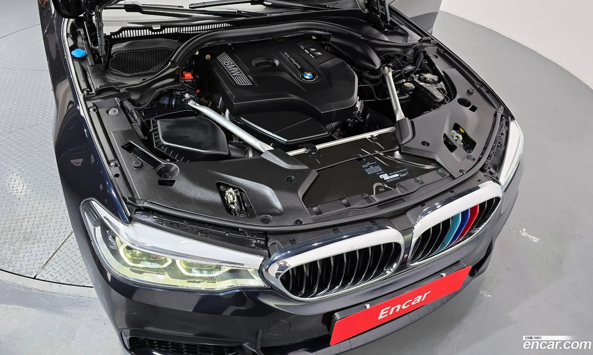 BMW 5 Series 2019 WBAJD9101KWW34006 — 17