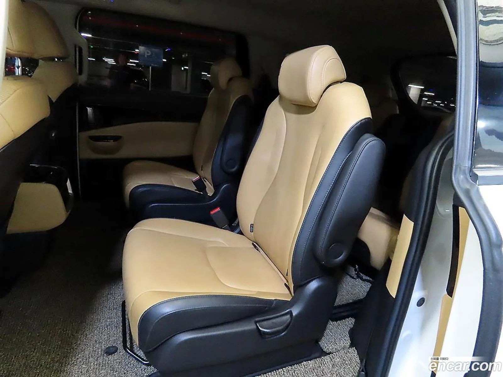 Kia Carnival 2020 — 4